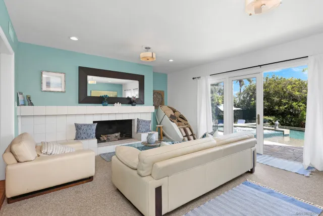 $3,590,000 | 885 Rosecrans Street, San Diego, CA 92106