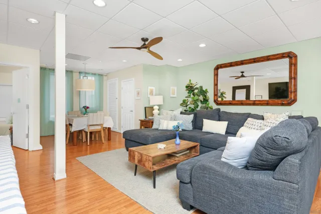 $3,590,000 | 885 Rosecrans Street, San Diego, CA 92106