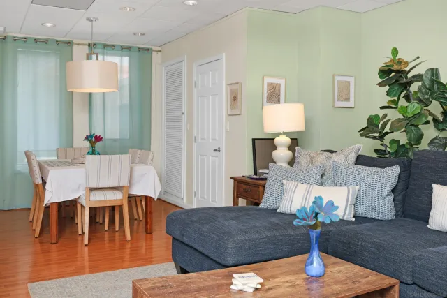 $3,590,000 | 885 Rosecrans Street, San Diego, CA 92106