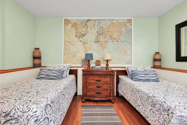 $3,590,000 | 885 Rosecrans Street, San Diego, CA 92106