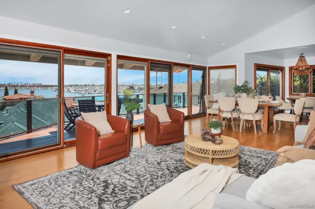 a view of a yard with furniture