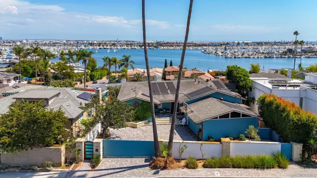 $3,590,000 | 885 Rosecrans Street, San Diego, CA 92106