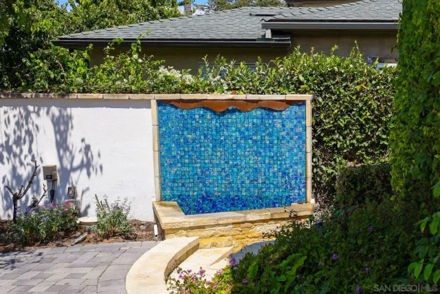 $3,590,000 | 885 Rosecrans Street, San Diego, CA 92106