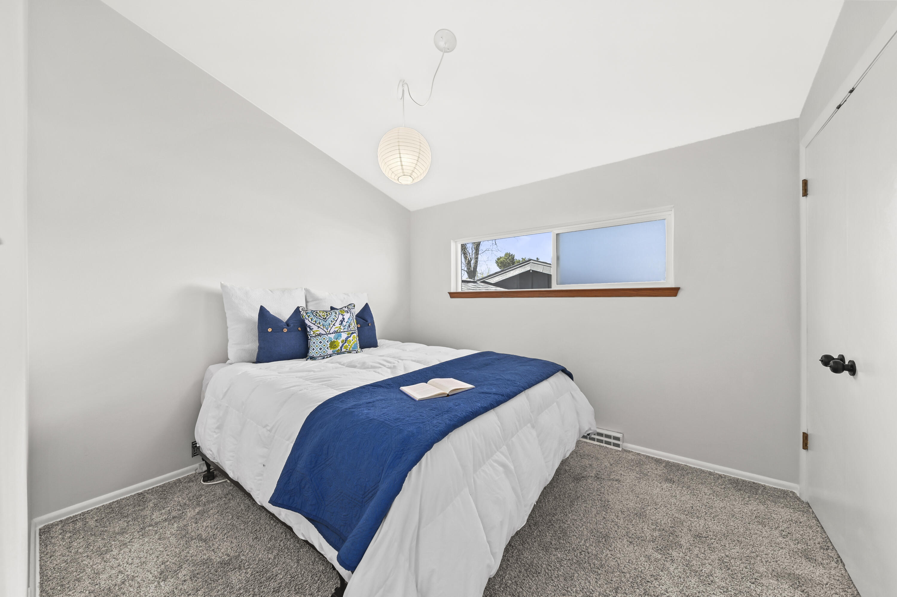 7459 North Chadwick Road Glendale, WI 53217 - Photo 20 of 29 EUP_2861