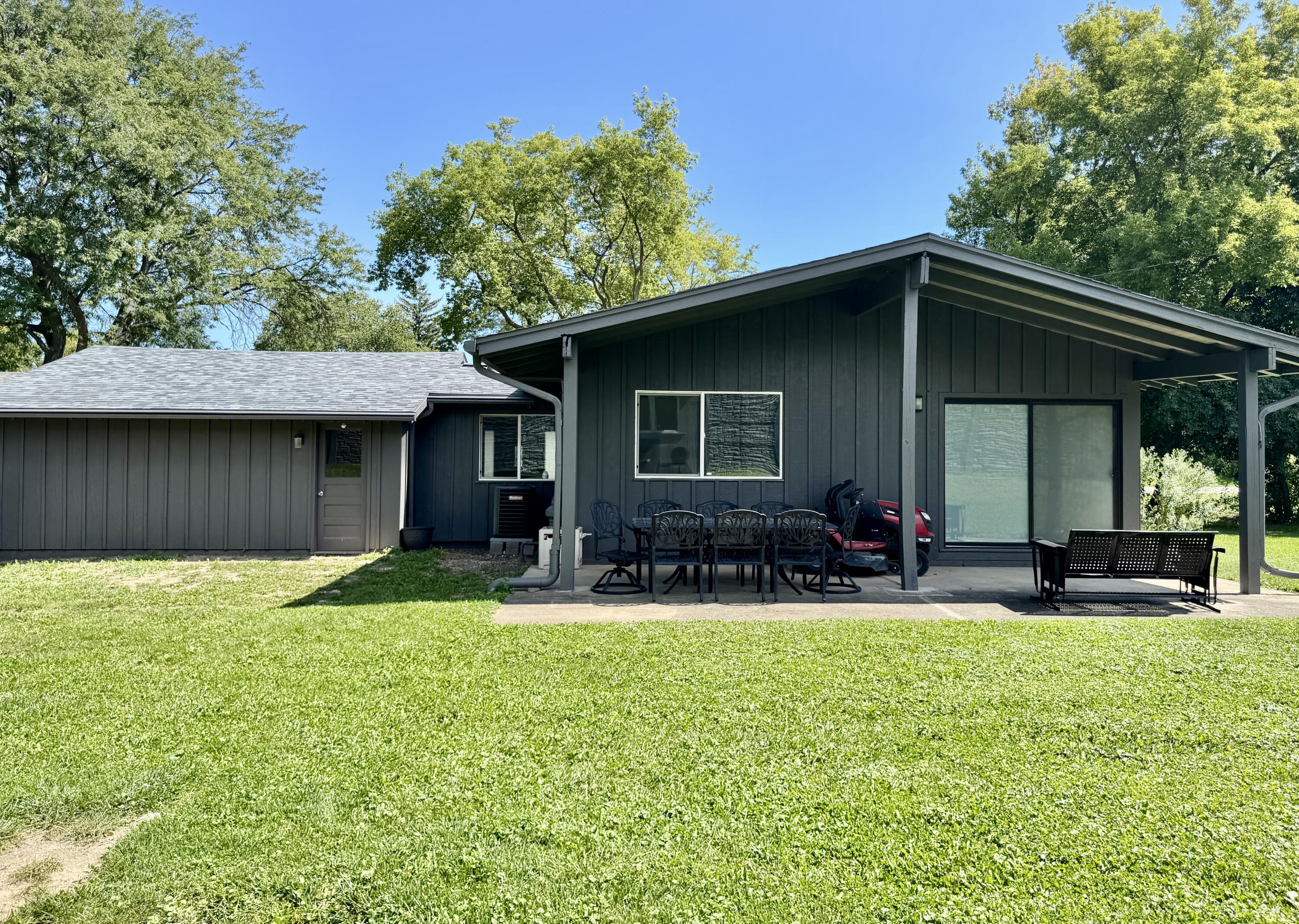 7459 North Chadwick Road Glendale, WI 53217 - Photo 23 of 29 IMG_1220