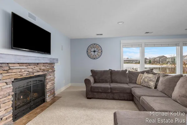 $599,000 | 7532 Waterline Drive, Allendale, MI 49401