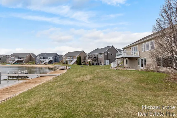 $599,000 | 7532 Waterline Drive, Allendale, MI 49401