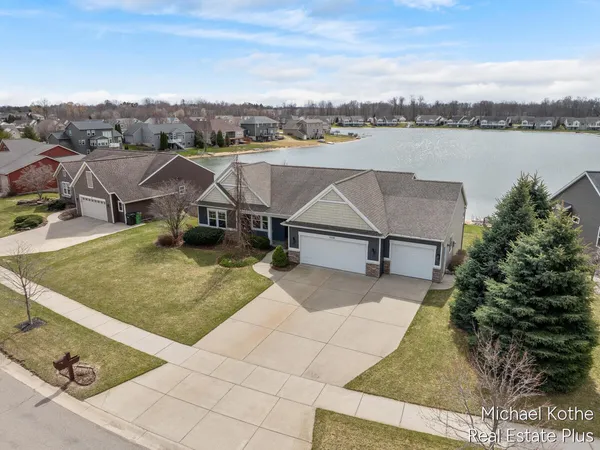 $599,000 | 7532 Waterline Drive, Allendale, MI 49401