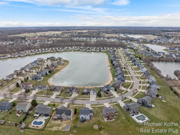 $599,000 | 7532 Waterline Drive, Allendale, MI 49401