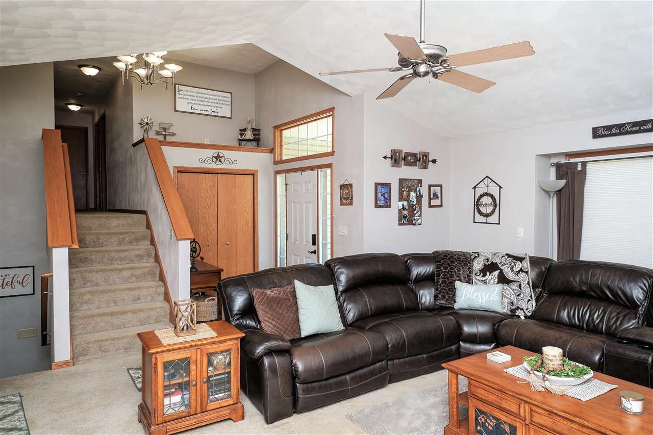 5049 North Wendorf Road Monroe Center, IL 61052 - Photo 14 of 30 Gallery Image 14