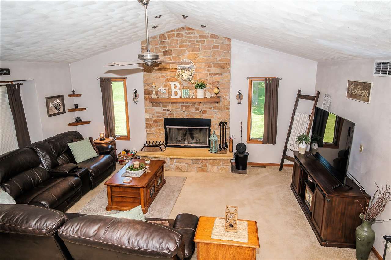 5049 North Wendorf Road Monroe Center, IL 61052 - Photo 15 of 30 Gallery Image 15