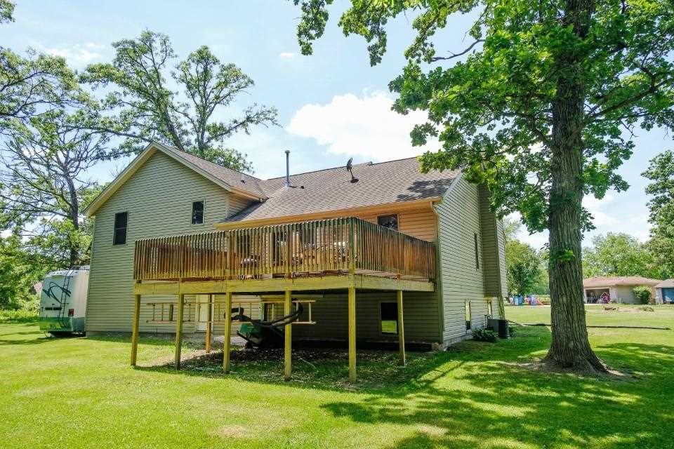 5049 North Wendorf Road Monroe Center, IL 61052 - Photo 4 of 30 Gallery Image 4