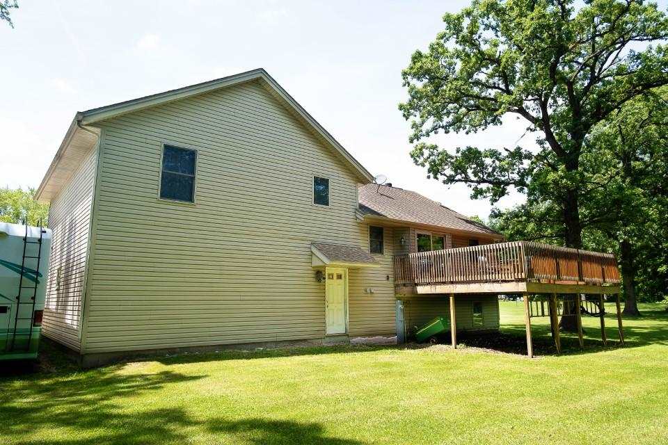 5049 North Wendorf Road Monroe Center, IL 61052 - Photo 8 of 30 Gallery Image 8