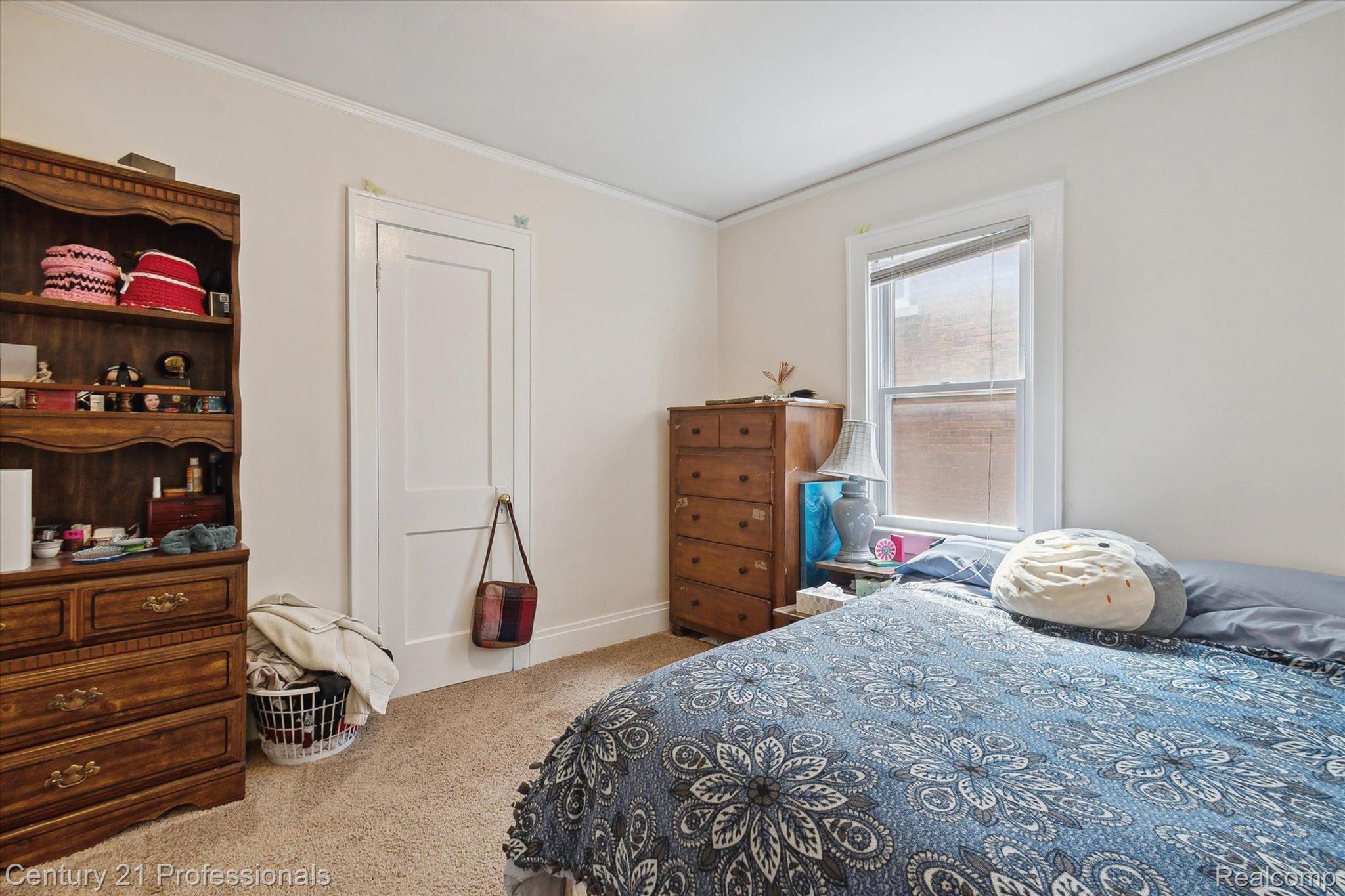 949 Nottingham Road Grosse Pointe, MI 48230 - Photo 7 of 56 Gallery Image 7