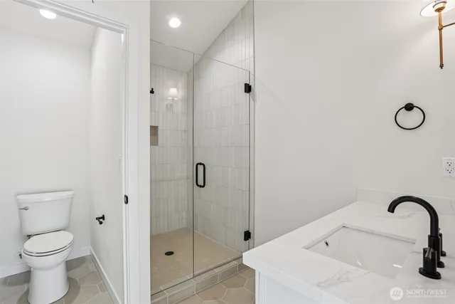 $664,900 | 13748 Stone Avenue North, Seattle, WA 98133