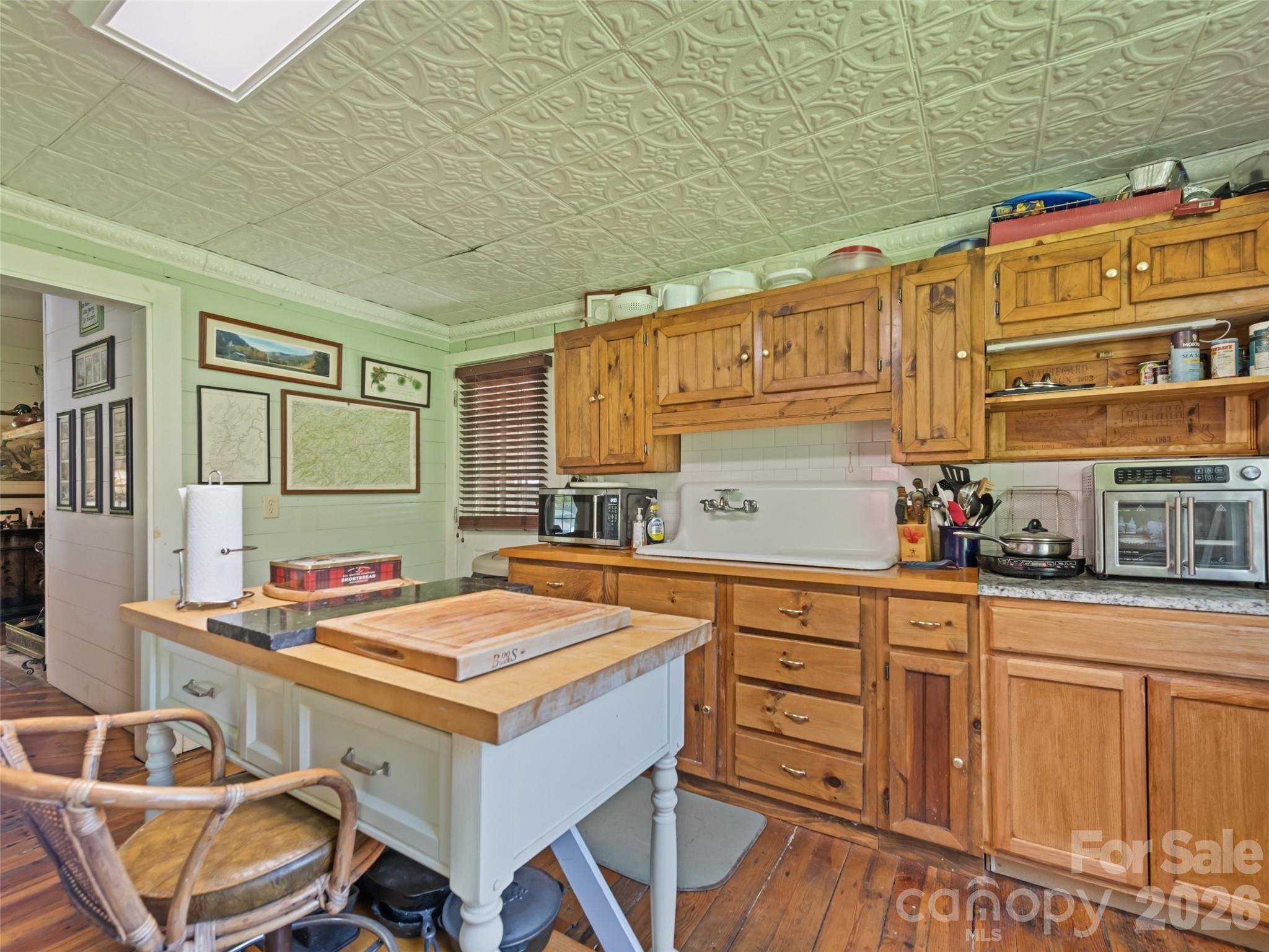 647 Indian Springs Road Clyde, NC 28721 - Photo 15 of 33