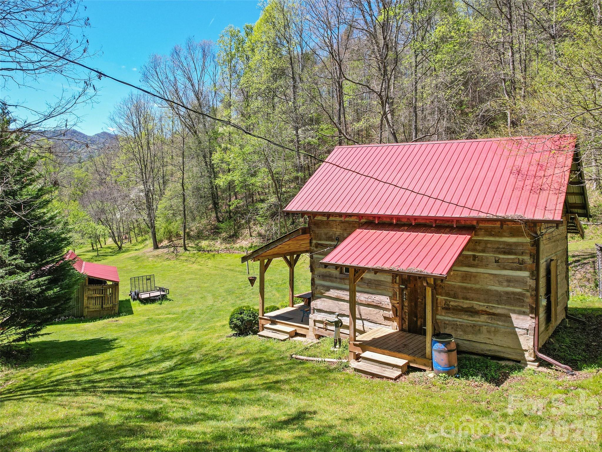 647 Indian Springs Road Clyde, NC 28721 - Photo 24 of 33