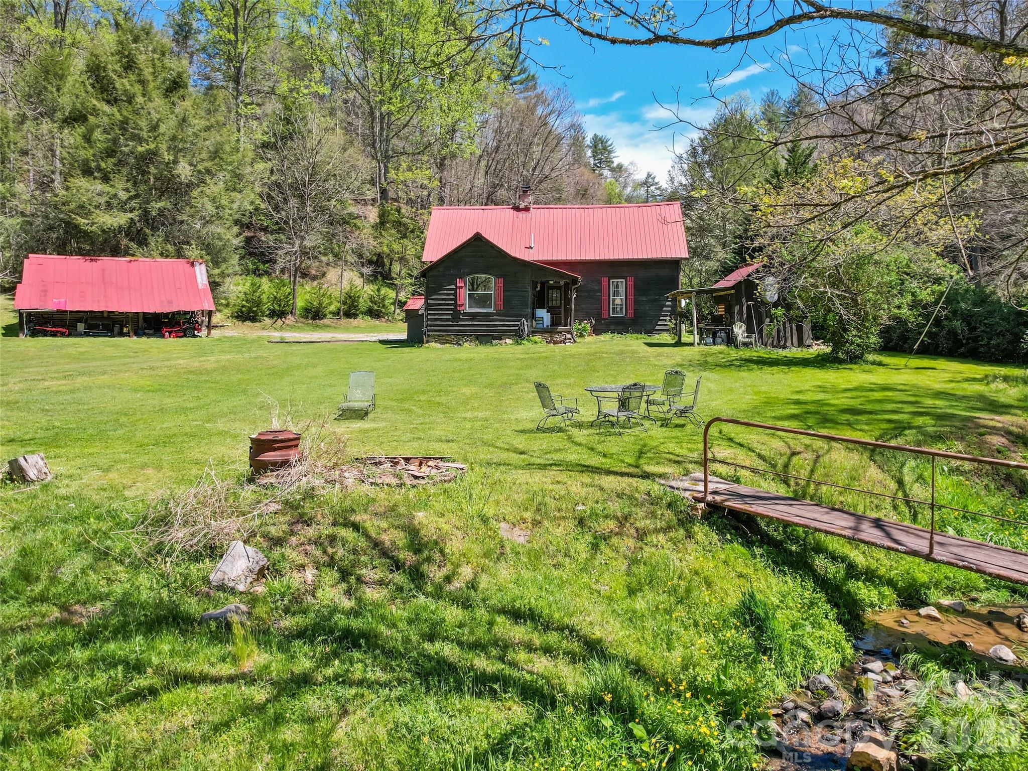 647 Indian Springs Road Clyde, NC 28721 - Photo 28 of 33