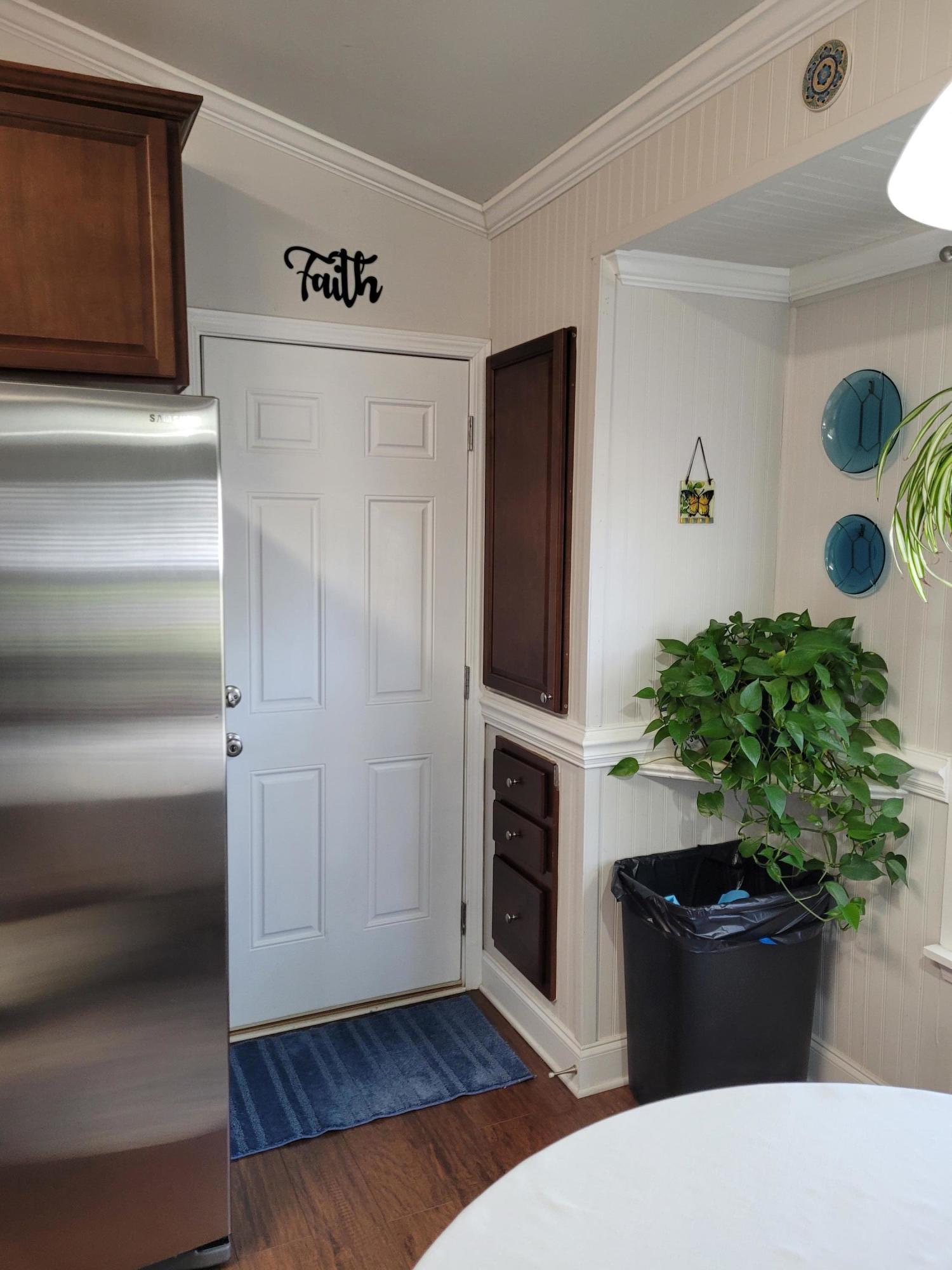150 Manchester Road Summerville, SC 29486 - Photo 14 of 32 20210329_122225