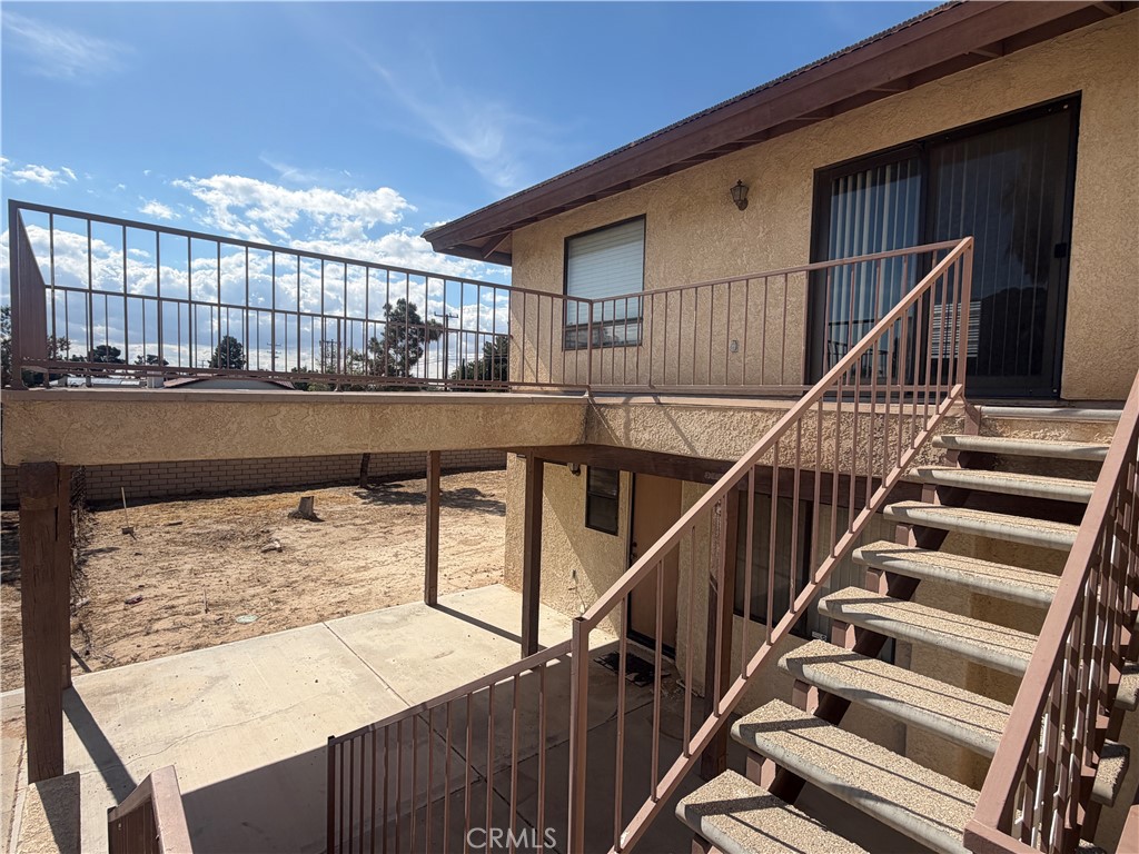 19609 Seneca Road Apple Valley, CA 92307 - Photo 30 of 37 a view of entryway