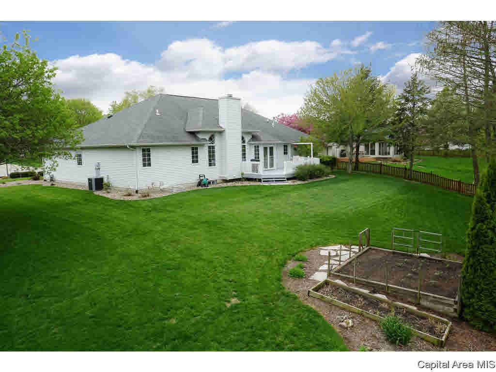 2813 Hastings Road Chatham, IL 62629 - Photo 30 of 32 Gallery Image 30