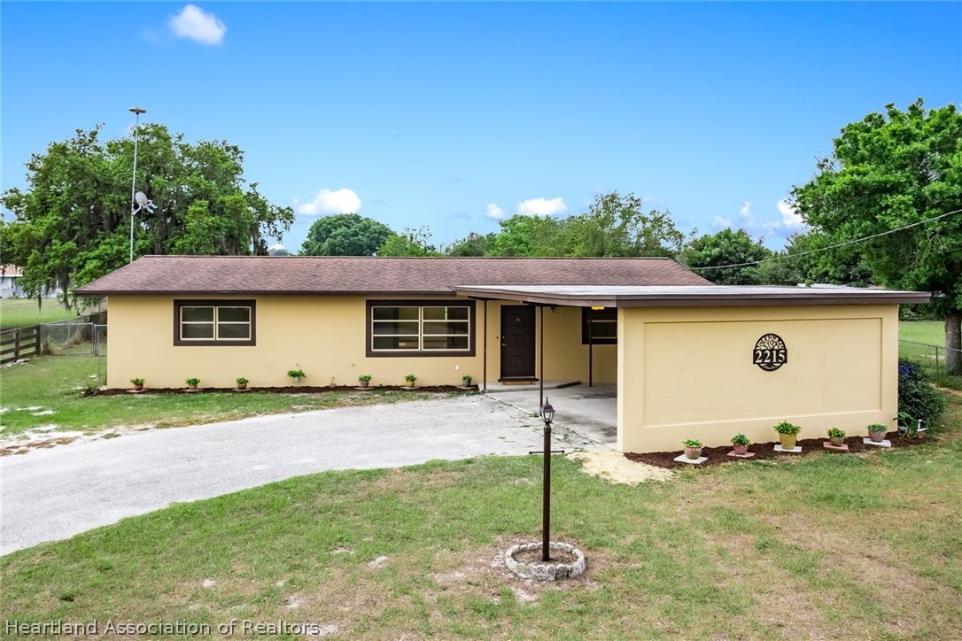 2215 Croydon Road Sebring, FL 33870 - Photo 1 of 32 Gallery Image 1