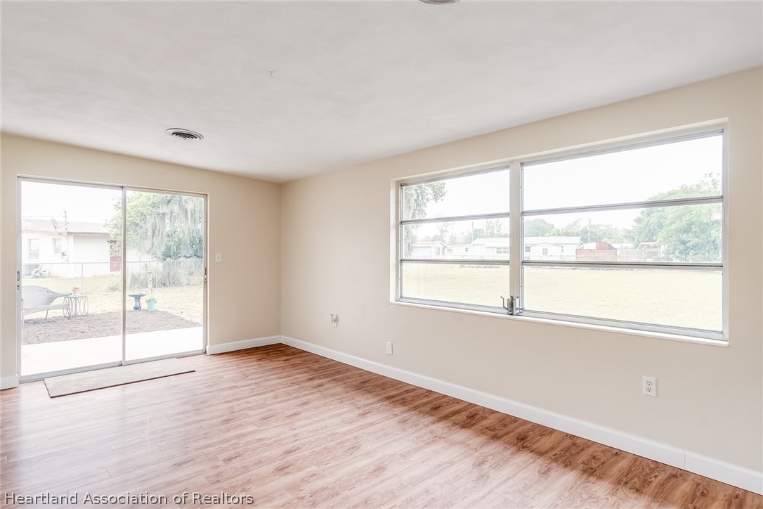 2215 Croydon Road Sebring, FL 33870 - Photo 13 of 32 Gallery Image 13