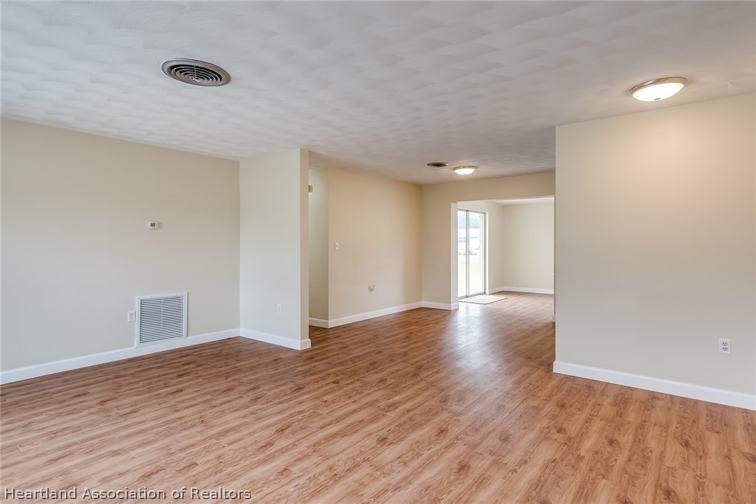 2215 Croydon Road Sebring, FL 33870 - Photo 2 of 32 Gallery Image 2