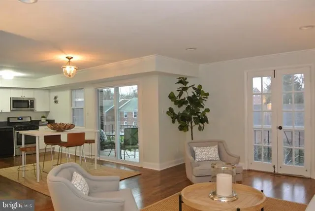 $214,990 | 341 Homeland Southway, Unit 2A, Baltimore, MD 21212