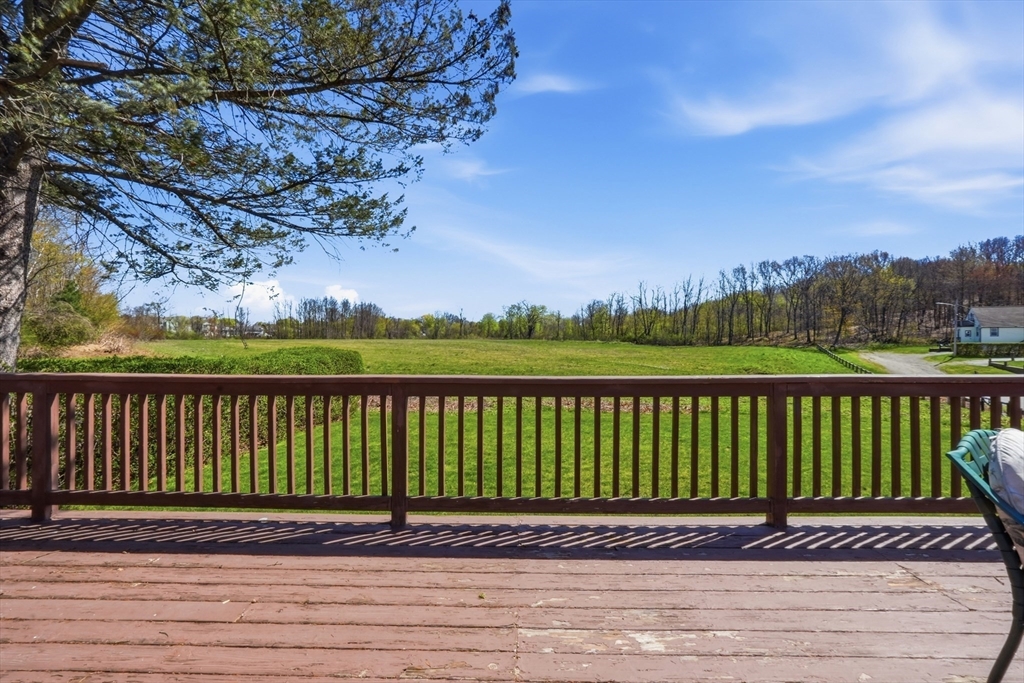 43 Robin Road Worcester, MA 01604 - Photo 31 of 31