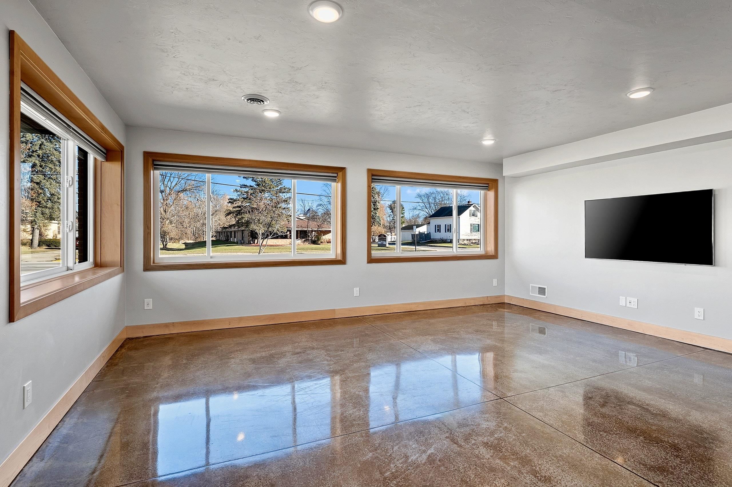 421 South St Augustine Street Pulaski, WI 54162 - Photo 23 of 72