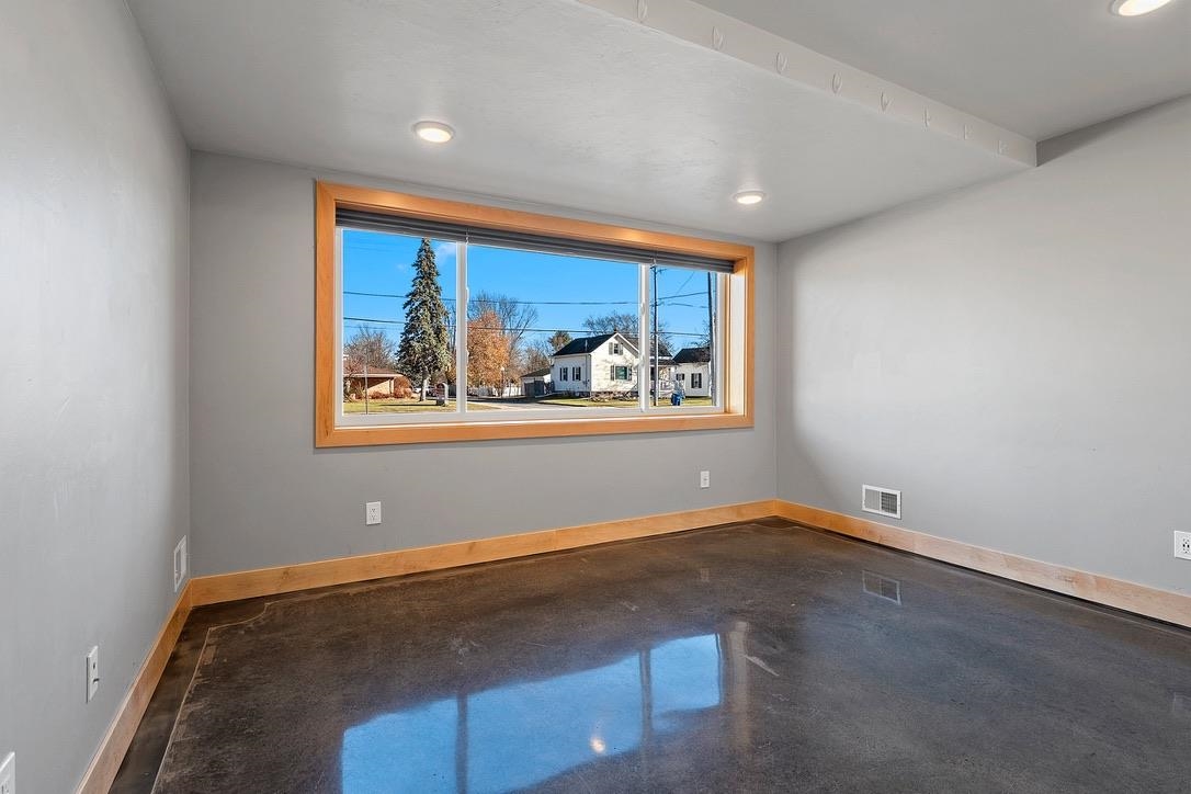 421 South St Augustine Street Pulaski, WI 54162 - Photo 35 of 72