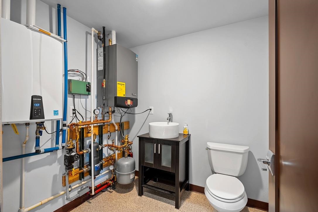 421 South St Augustine Street Pulaski, WI 54162 - Photo 54 of 72