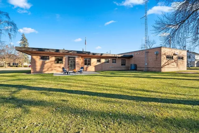 $469,000 | 421 South St Augustine Street, Pulaski, WI 54162