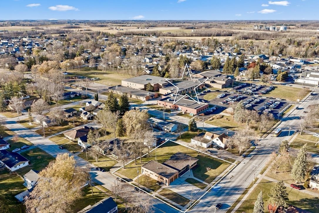 421 South St Augustine Street Pulaski, WI 54162 - Photo 66 of 72