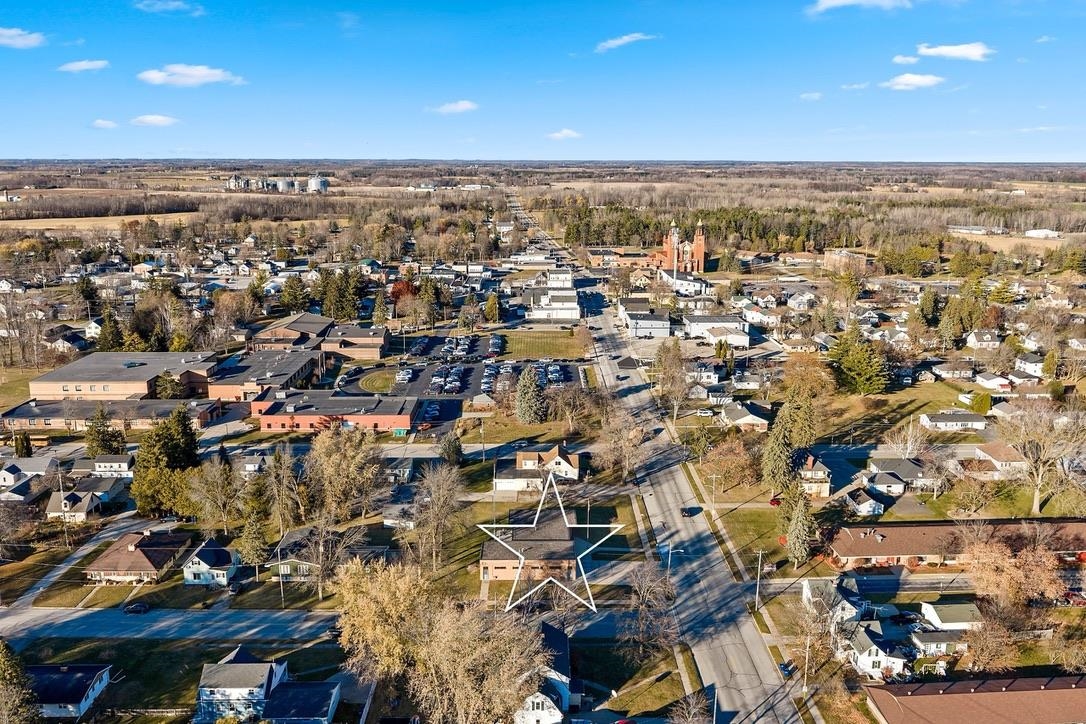 421 South St Augustine Street Pulaski, WI 54162 - Photo 67 of 72