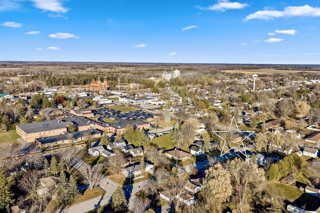 421 South St Augustine Street Pulaski, WI 54162 - Photo 68 of 72