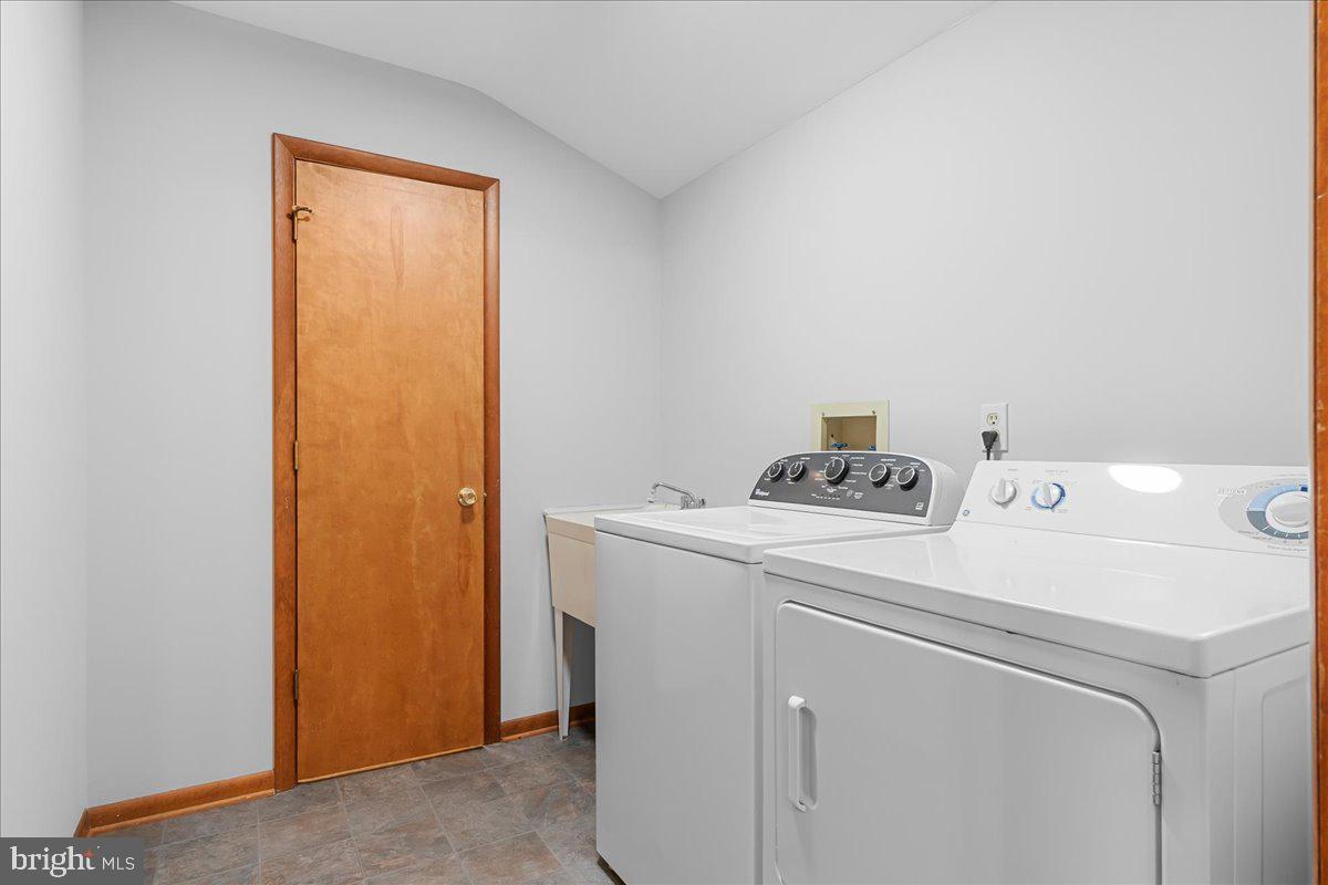 12549 Jesse Smith Road Mount Airy, MD 21771 - Photo 30 of 52 Gallery Image 30