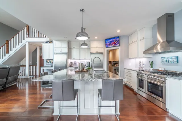 $1,700,000 | 60 Ln 585B Lake James, Fremont, IN 46737