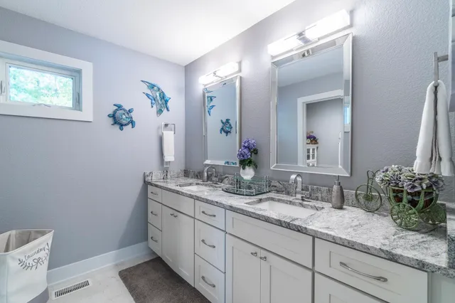 $1,700,000 | 60 Ln 585B Lake James, Fremont, IN 46737