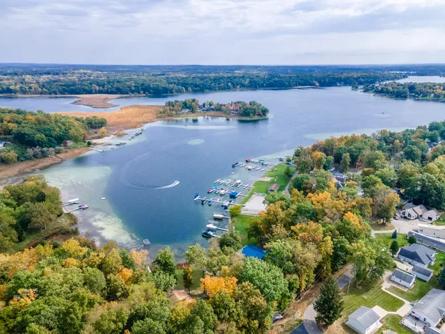 $1,700,000 | 60 Ln 585B Lake James, Fremont, IN 46737