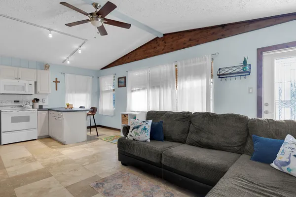 $485,000 | 10888 3rd Avenue Gulf, Marathon, FL 33050