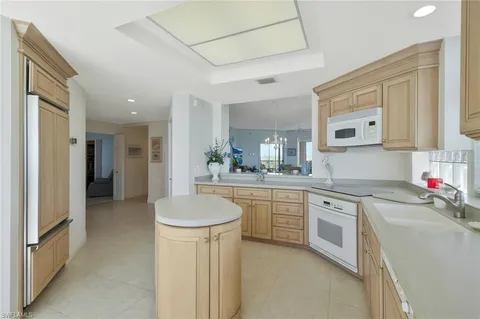 $1,350,000 | 262 Barefoot Beach Boulevard, Unit 301, Bonita Springs, FL 34134
