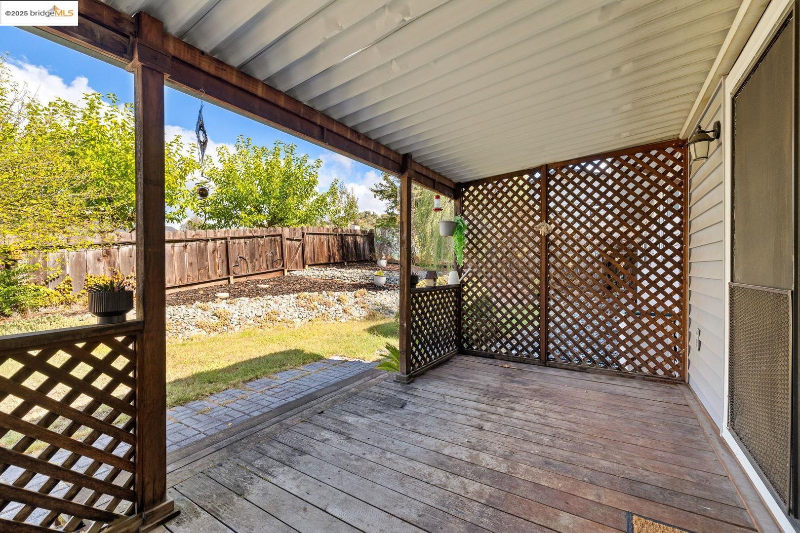 10562 Suzanne Court Jamestown, CA 95327 - Photo 4 of 14 a view of a porch