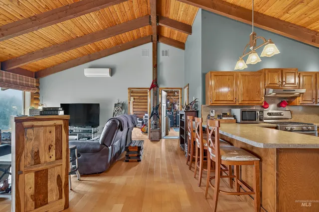 $660,000 | 1383 Cedar Ridge Road, Kendrick, ID 83537