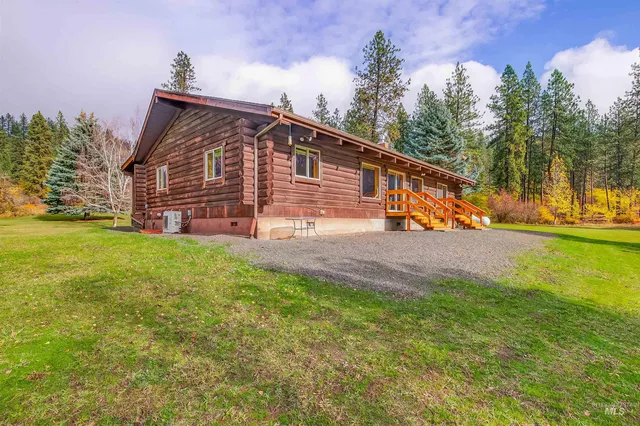 $660,000 | 1383 Cedar Ridge Road, Kendrick, ID 83537