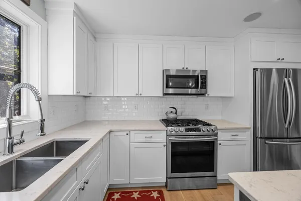 $1,195,000 | 14 North Union Field Road, Truro, MA 02666