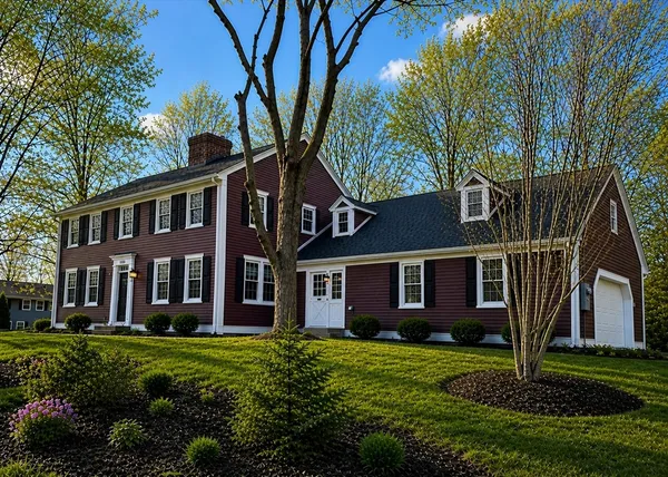 $859,900 | 200 Highcrest Road, Fall River, MA 02720