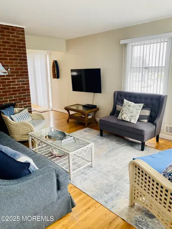 $5,000 | 4 Camden Avenue, Unit UP, Lavallette, NJ 08735