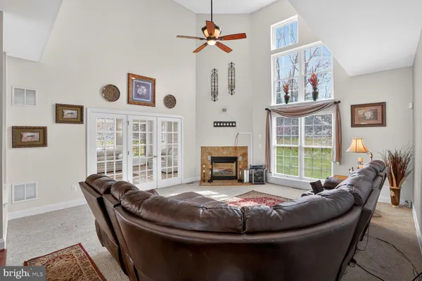 $775,000 | 3308 McCorkle Court, Triangle, VA 22172